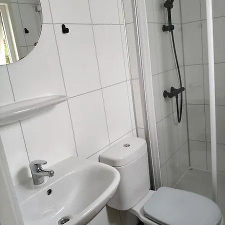 186